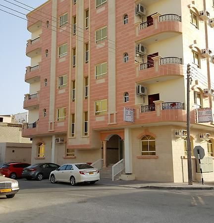 Golden Seasons Furnished Apartment Salalah Exteriör bild