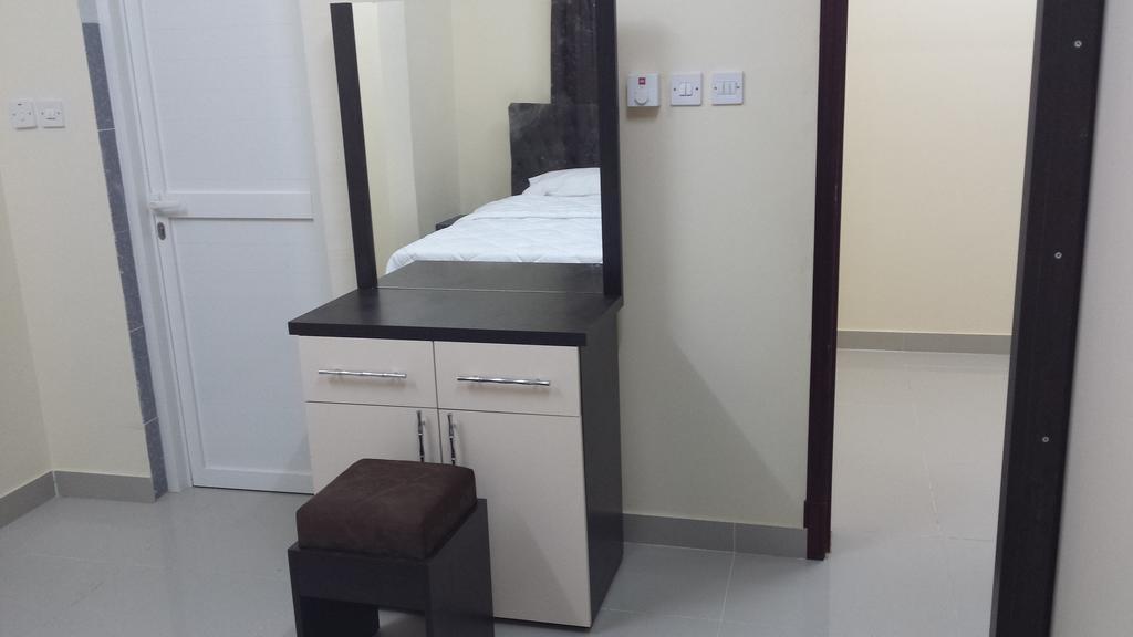 Golden Seasons Furnished Apartment Salalah Rum bild