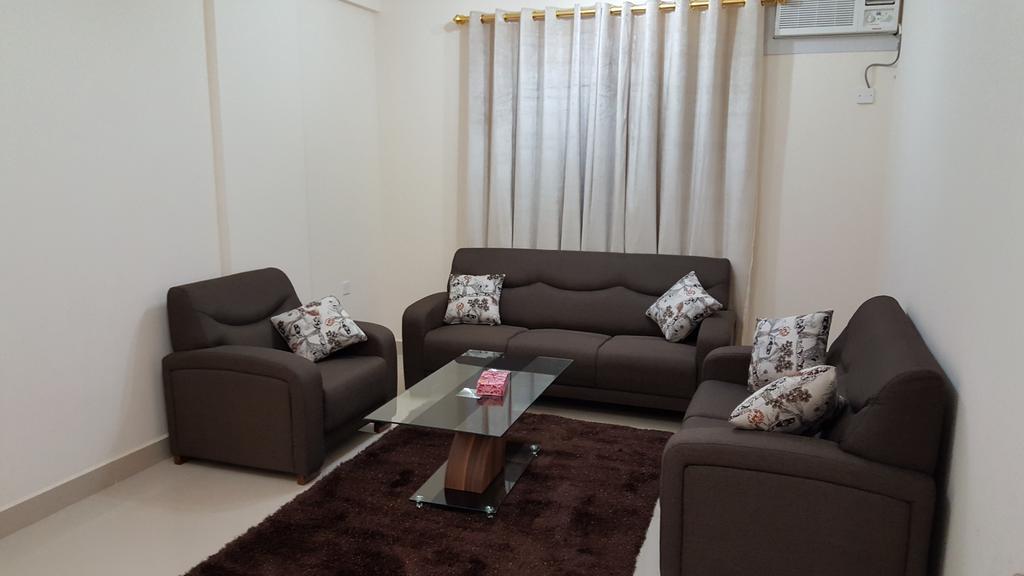 Golden Seasons Furnished Apartment Salalah Exteriör bild